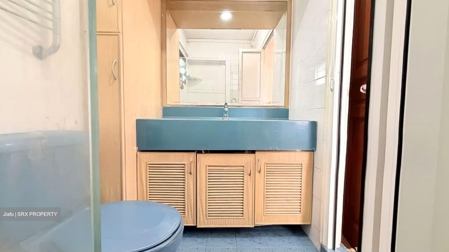 Blk 285C Toh Guan Road (Jurong East), HDB Executive #606683741
